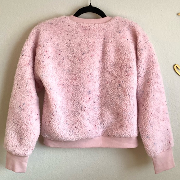 \All in Motion\ NWT Faux Shearling Pullover in Beyond Pink - Picture 11 of 16
